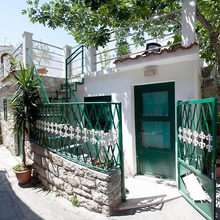 Twin Love Apartment Split Exterior photo